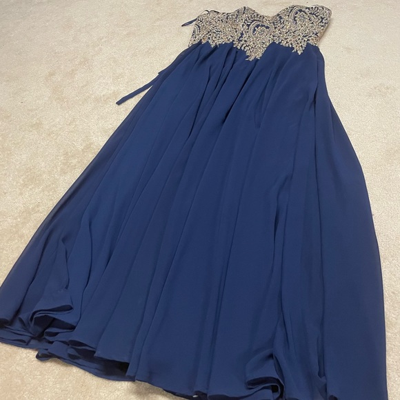 Royal Blue Prom Dress - Large - Picture 2 of 6